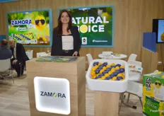 Florencia Zamora, de Zamora Citrus, tuvo una feria muy concurrida al ser la primera empresa con limones orgánicos certificados en iniciar esta temporada hacia Europa.